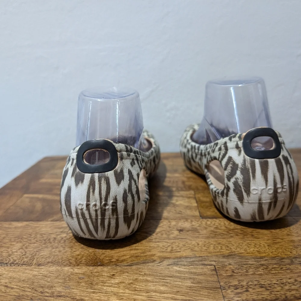 Crocs Kadee Leopard‎ Print Slingback Ballet Flats Size7